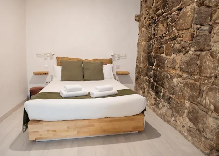 Elena Apartmán Girona